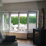 Bajo Con Jardin En A 2 Min De La Playa *