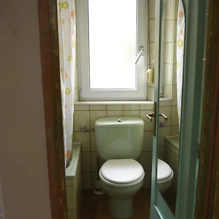 Bajo Con Jardin En A 2 Min De La Playa *