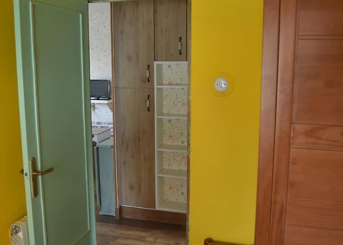 Bajo Con Jardin En A 2 Min De La Playa *