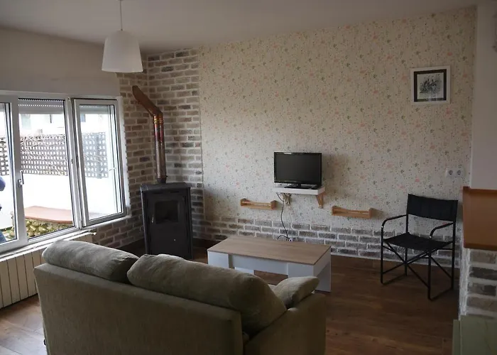 Bajo Con Jardin En A 2 Min De La Playa Apartment Suances