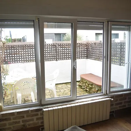 Bajo Con Jardin En A 2 Min De La Playa Διαμέρισμα